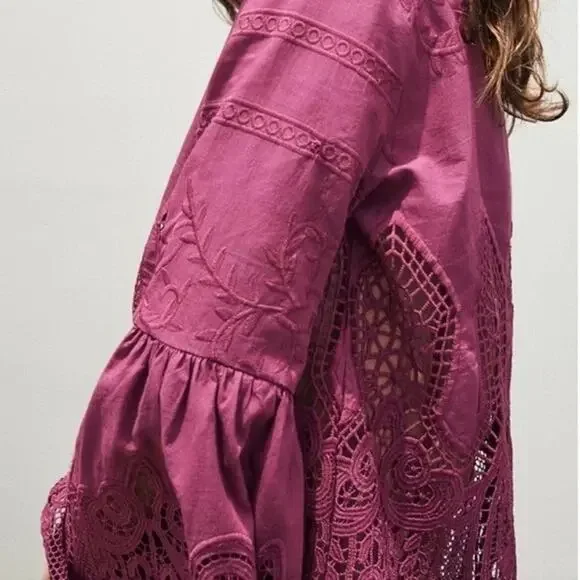 CHLOE OLIVER Anthropologie Lace Embroidered Bell Sleeve Blouse Size Small - Picture 5 of 9